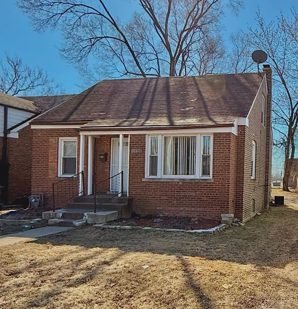 Unit for sale at 213 E 143rd Street, Dolton, IL 60419