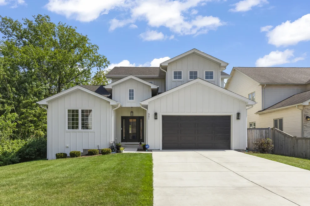 Unit for sale at 951 N Harvard Avenue, Villa Park, IL 60181