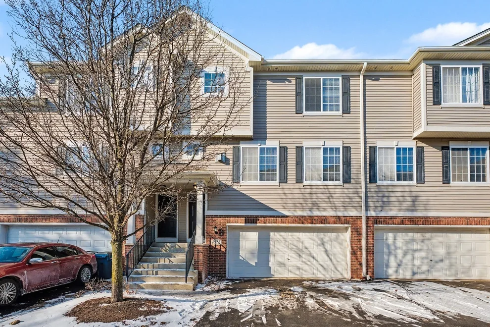 Unit for sale at 1823 Indian Hill Lane, Aurora, IL 60503