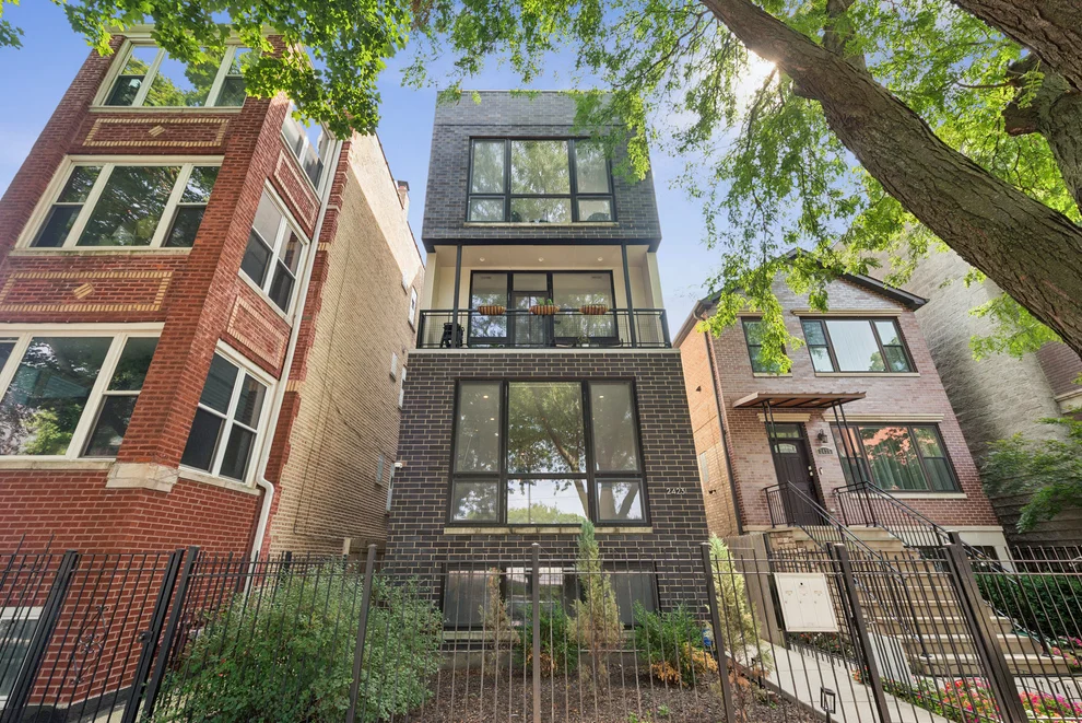 Unit for sale at 2423 W Rice Street, Chicago, IL 60622