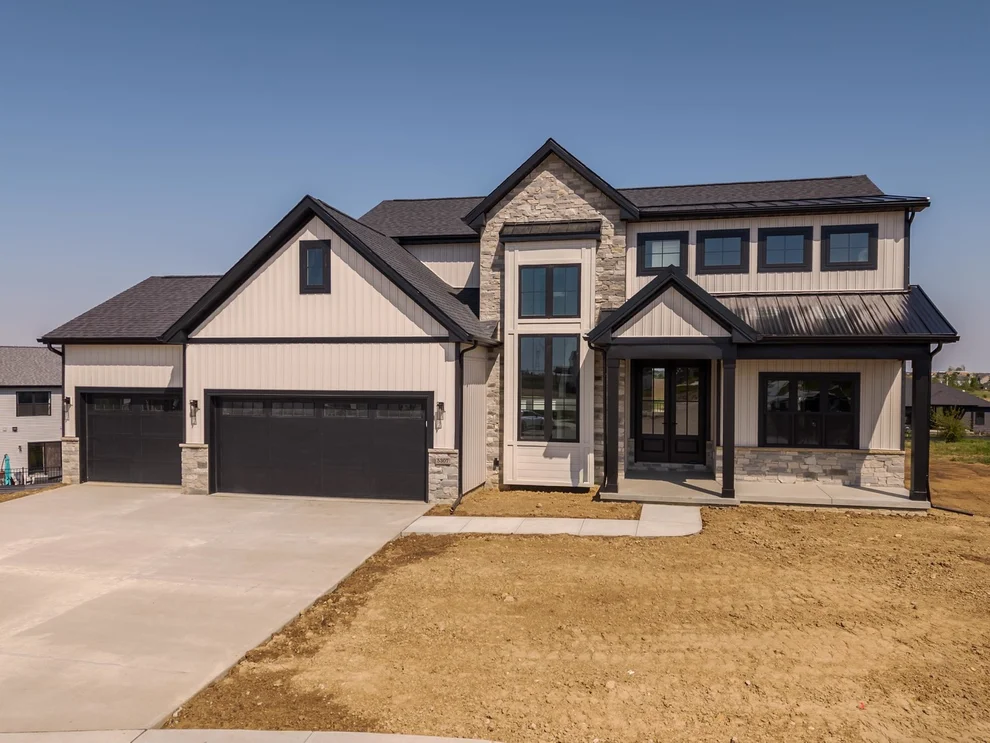 Unit for sale at 5307 Castlebar Drive, Bloomington, IL 61705