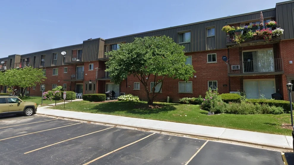 Unit for sale at 578 FAIRWAY VIEW Drive, Wheeling, IL 60090
