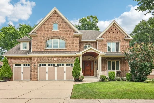 Unit for sale at 603 S Main Street, Mount Prospect, IL 60056