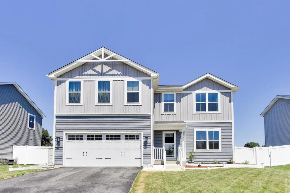 Unit for sale at 460 E Meadowdale Circle, Hampshire, IL 60140