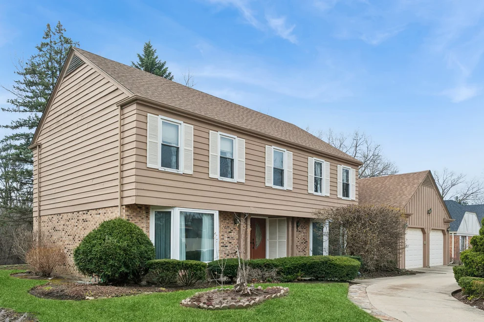 Unit for sale at 4111 Terri Lyn Lane, Northbrook, IL 60062