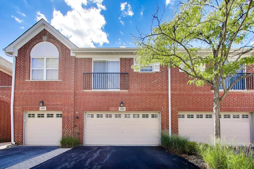 Unit for sale at 899 Bromley Place, Northbrook, IL 60062