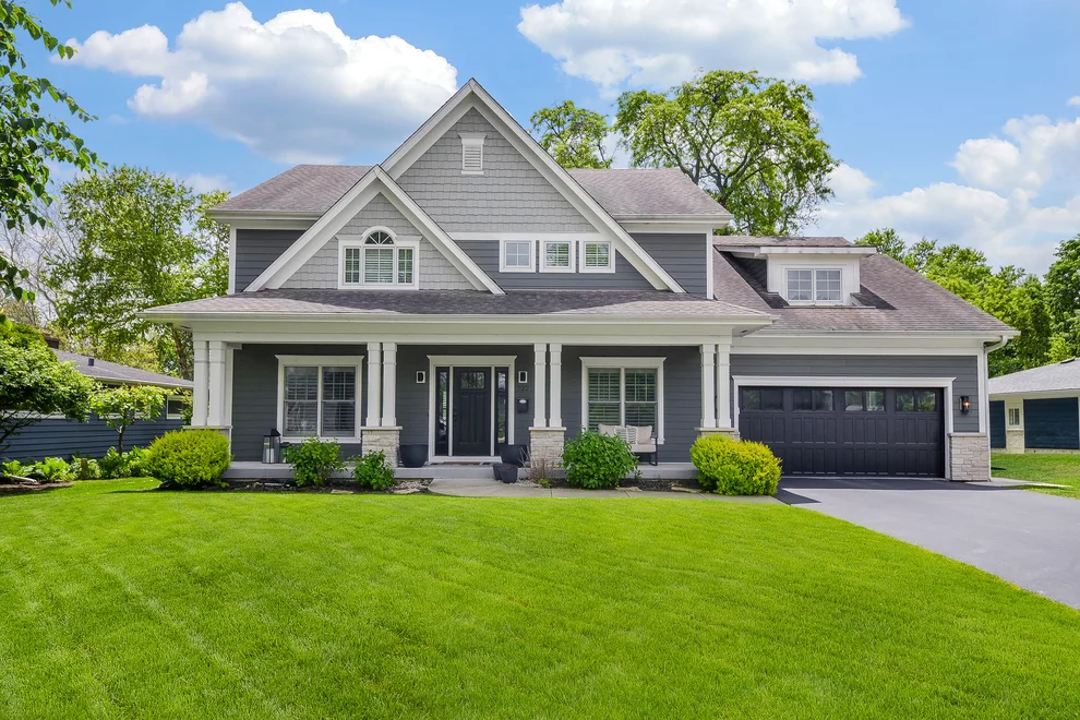 Unit for sale at 722 Bridle Lane, Wheaton, IL 60187