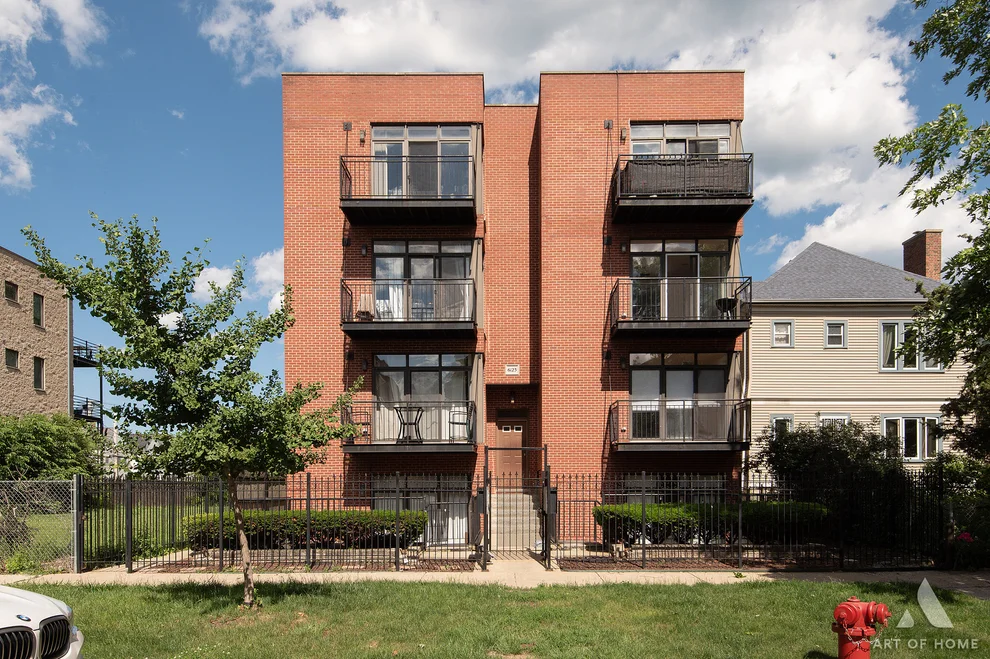 Unit for sale at 6123 S Kimbark Avenue, Chicago, IL 60637