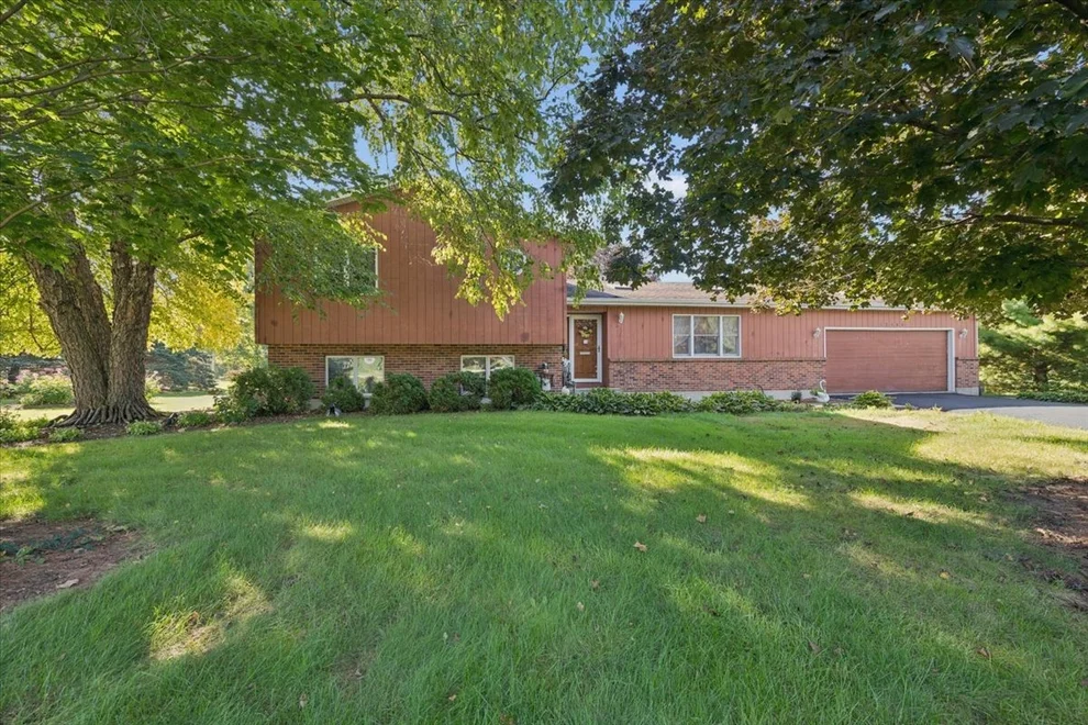 Unit for sale at 12504 Pine Drive, Genoa, IL 60135