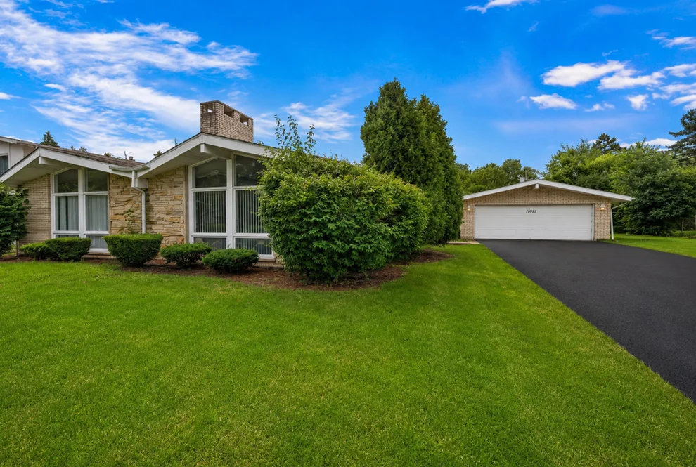Unit for sale at 11013 Terrace Lane, Hillside, IL 60162