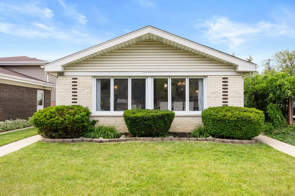 Unit for sale at 8104 Gross Point Road, Morton Grove, IL 60053