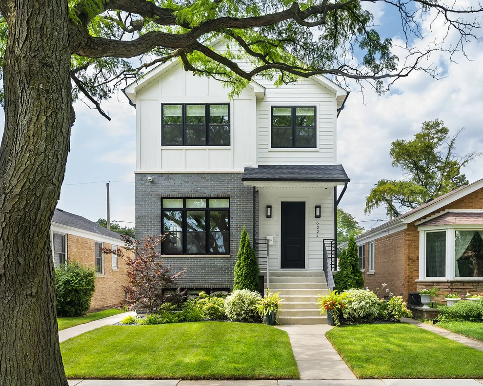 Unit for sale at 6224 N Keystone Avenue, Chicago, IL 60646