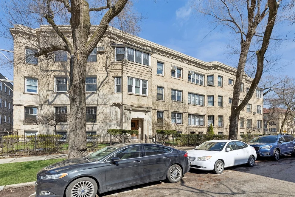 Unit for sale at 1212 W North Shore Avenue, Chicago, IL 60626