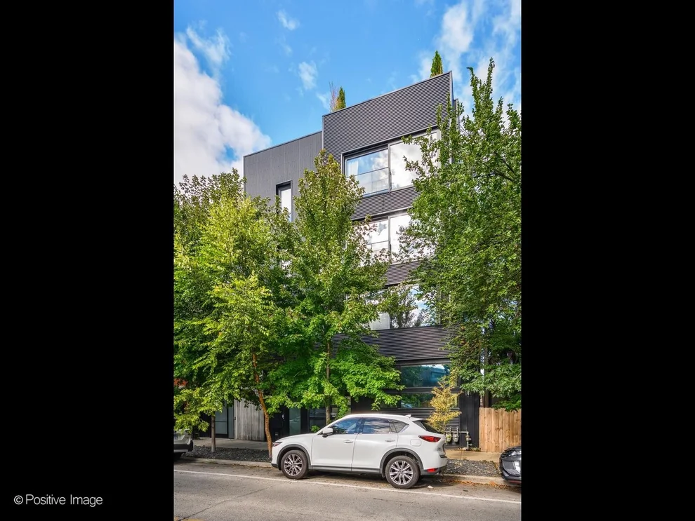 Unit for sale at 1311 N Wicker Park Avenue, Chicago, IL 60622
