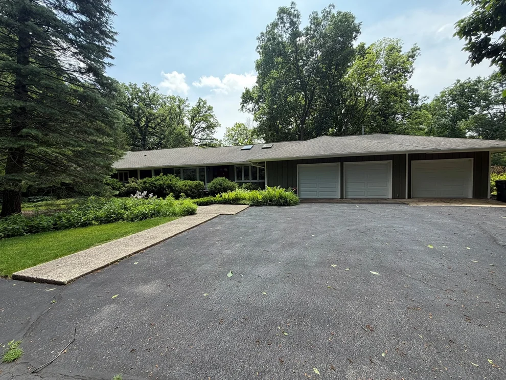 Unit for sale at 3459 W Mardan Drive, Long Grove, IL 60047