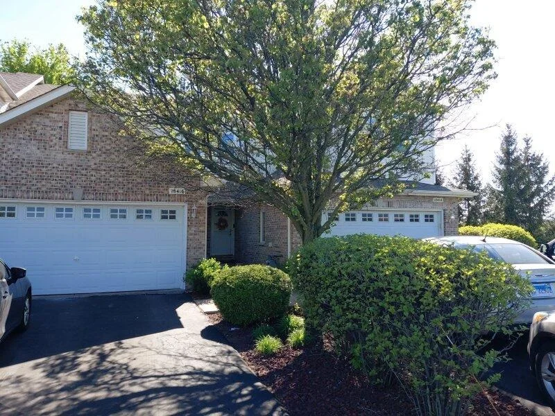 Unit for sale at 18414 Century Court, Tinley Park, IL 60477