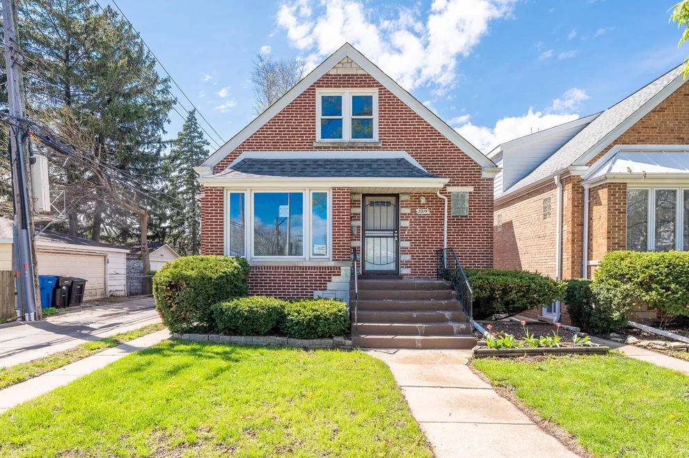 Unit for sale at 5214 N Natoma Avenue, Chicago, IL 60656