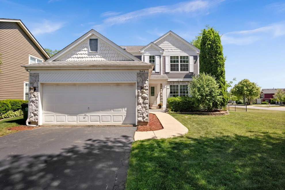 Unit for sale at 345 Mayfair Lane, South Elgin, IL 60177