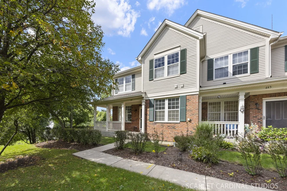 Unit for sale at 641 W Moreland Avenue, Addison, IL 60101