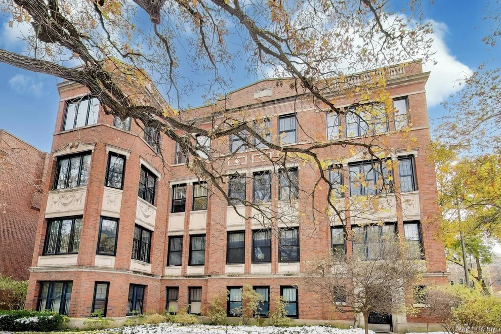 Unit for sale at 1201 E Madison Park Drive, Chicago, IL 60615