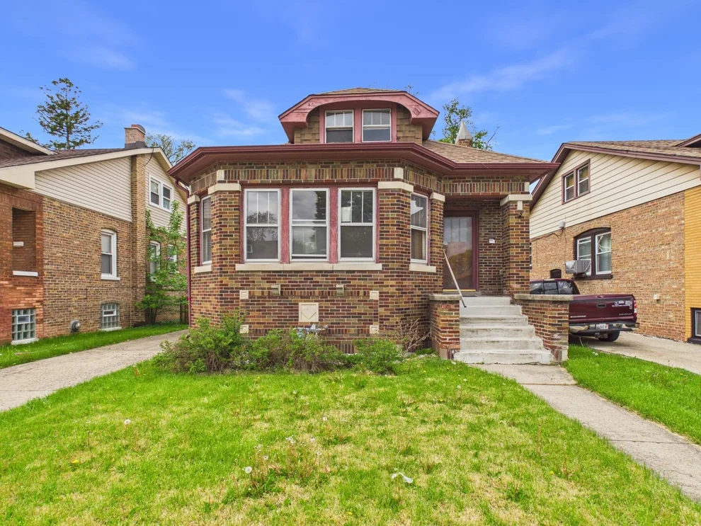 Unit for sale at 1036 22nd Avenue, Bellwood, IL 60104