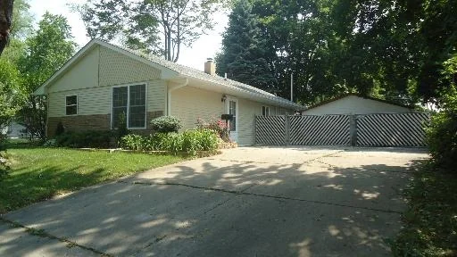 Unit for sale at 1817 Papoose Road, CARPENTERSVILLE, IL 60110