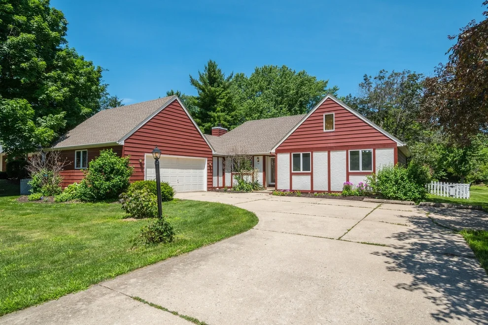 Unit for sale at 41 E Anchor Drive, OSWEGO, IL 60543