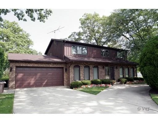 Unit for sale at 1621 Edgewood Road, HIGHLAND PARK, IL 60035