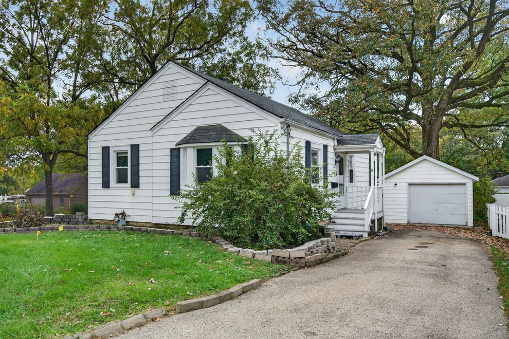 Unit for sale at 224 Ash Street, New Lenox, IL 60451