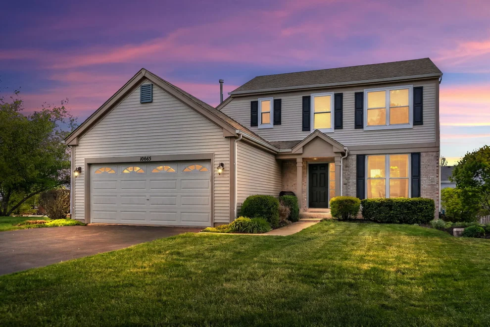 Unit for sale at 10665 Painted Desert Court, Huntley, IL 60142