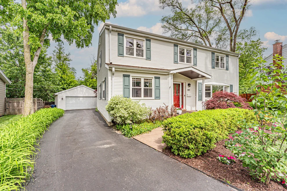 Unit for sale at 149 FORESTWAY Drive, Deerfield, IL 60015