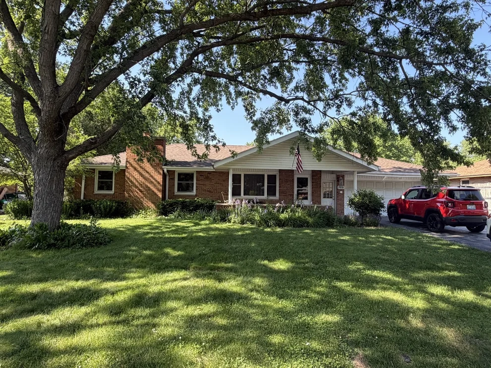 Unit for sale at 309 Calkins Drive, Sugar Grove, IL 60554