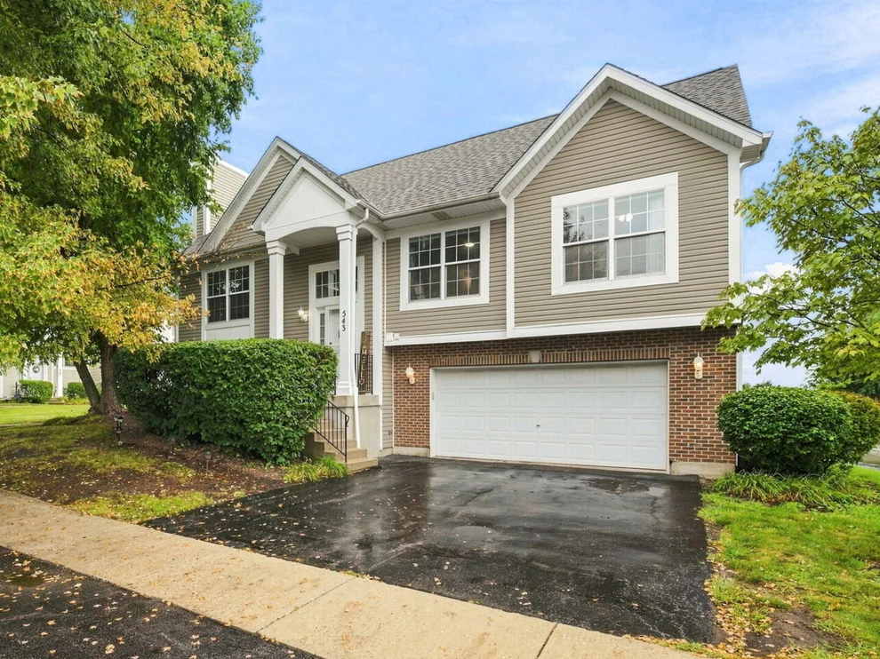 Unit for sale at 543 Silver Leaf Drive, Joliet, IL 60431