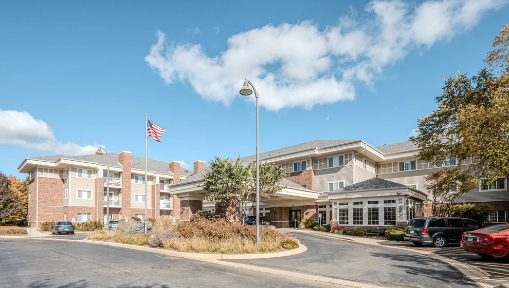 Unit for sale at 801 N Mclean Boulevard, Elgin, IL 60123