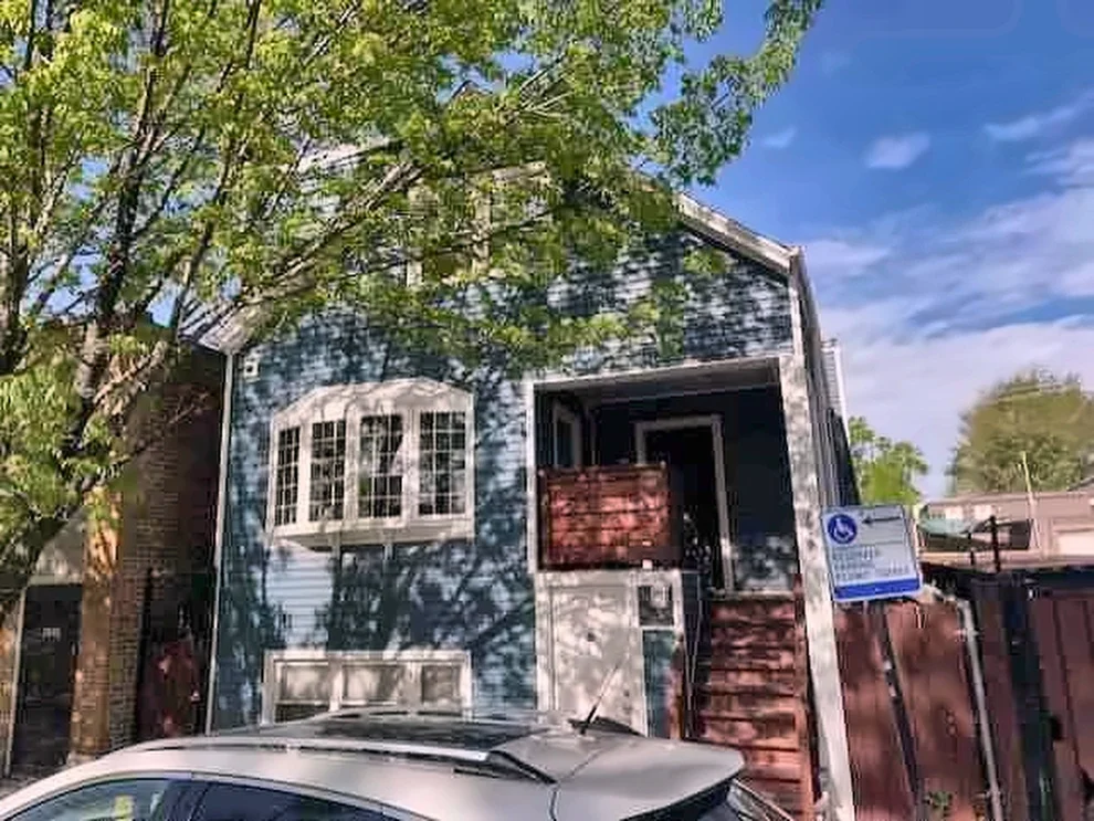 Unit for sale at 2948 N Narragansett Avenue, Chicago, IL 60634