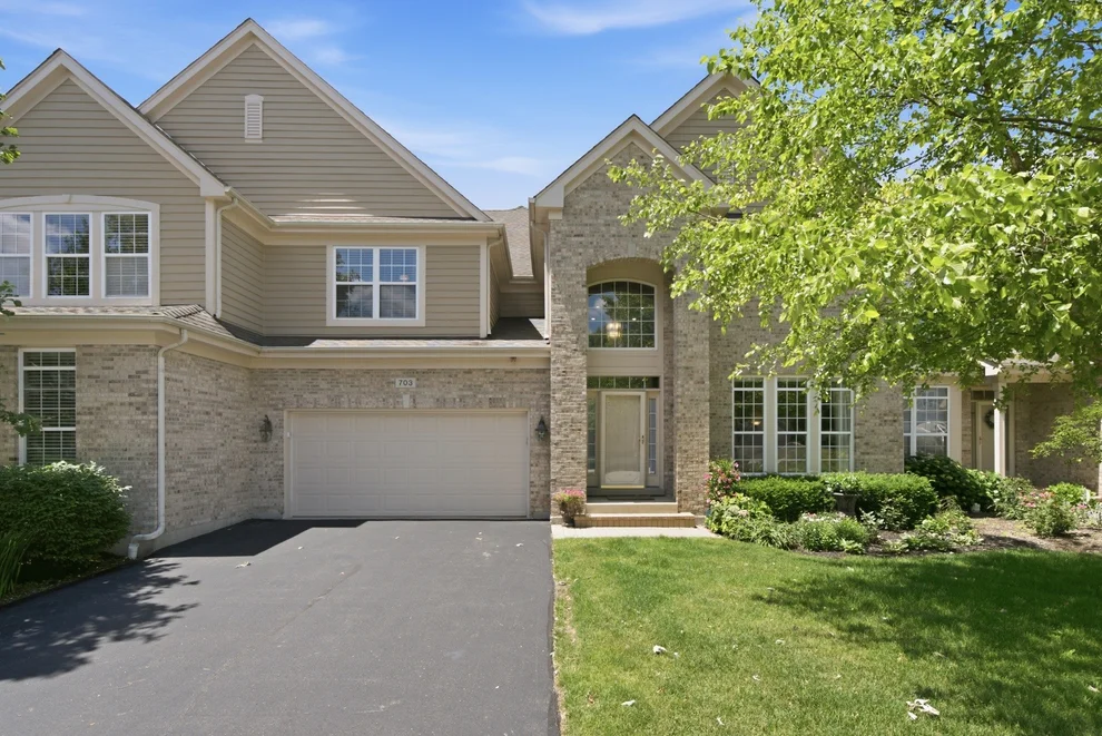 Unit for sale at 703 FIELDSTONE Court, Inverness, IL 60010