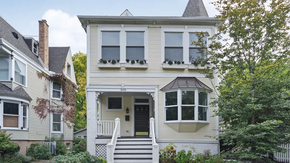 Unit for sale at 1205 Judson Avenue, Evanston, IL 60202