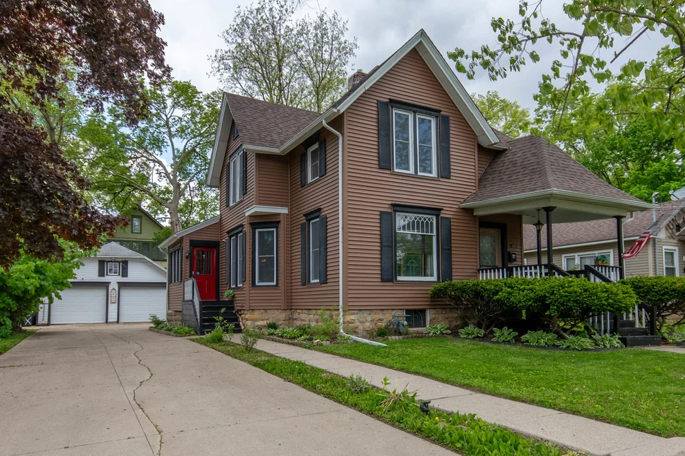 Unit for sale at 400 S 2nd Street, Oregon, IL 61061
