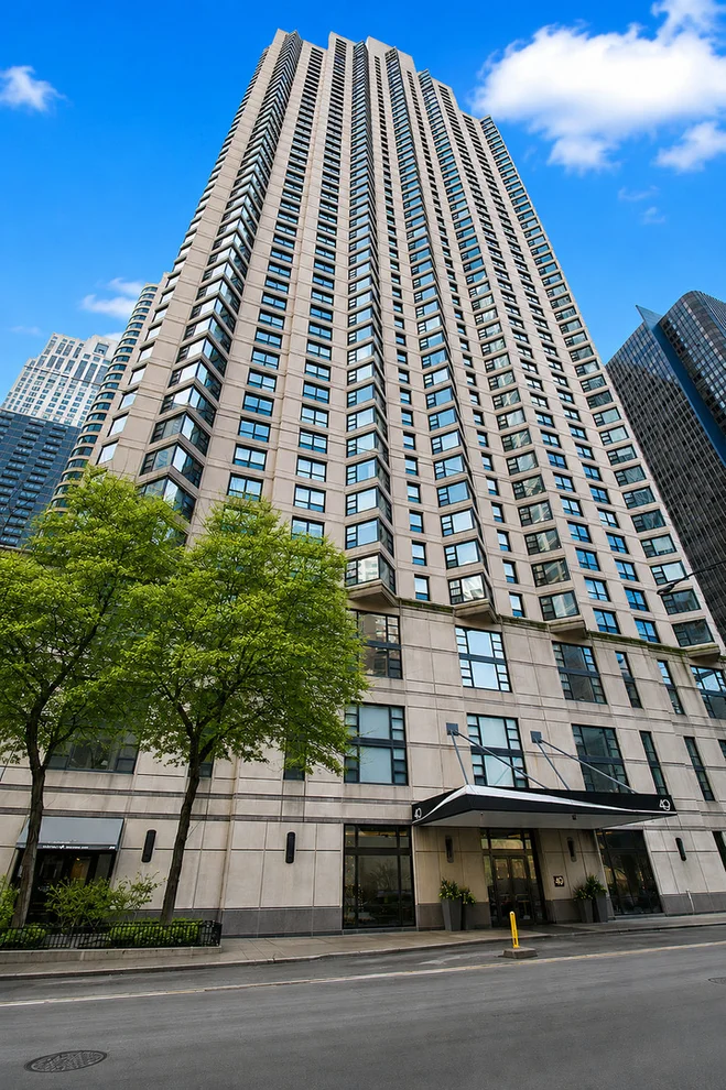 Unit for sale at 401 E ONTARIO Street, Chicago, IL 60611