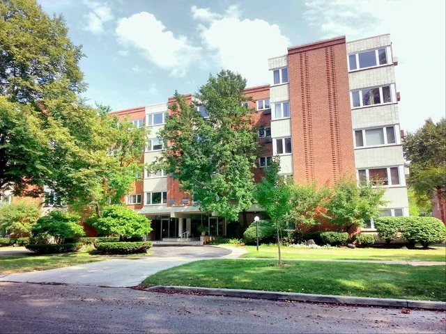 Unit for sale at 2033 SHERMAN Avenue, EVANSTON, IL 60201