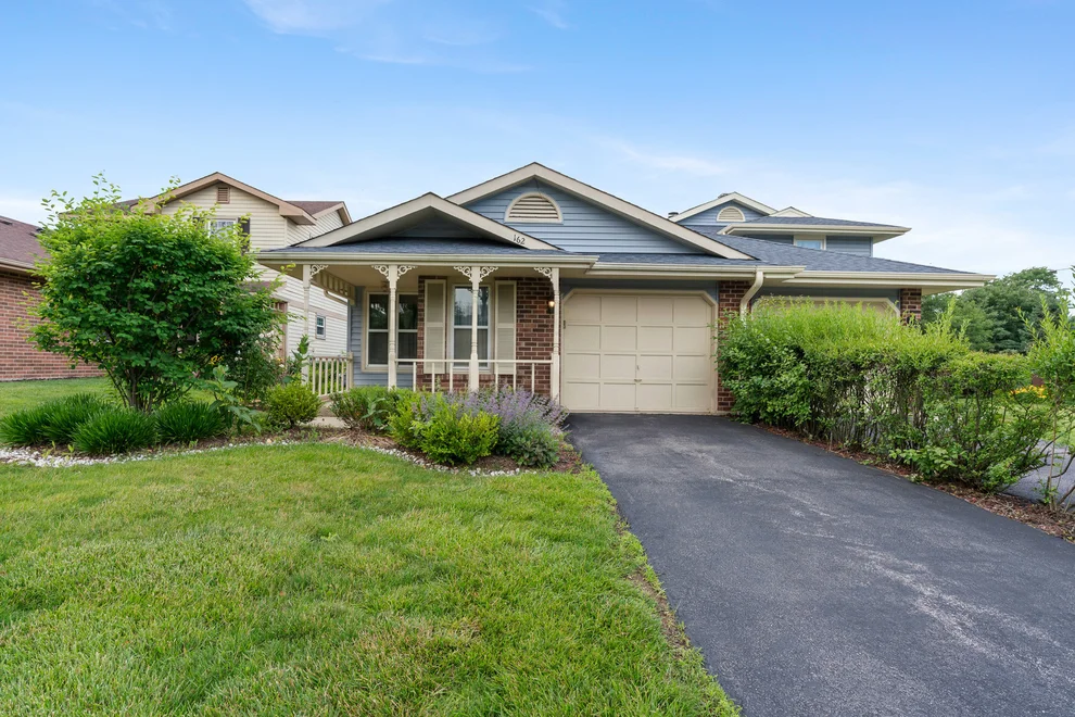 Unit for sale at 162 Pier Court, Naperville, IL 60565