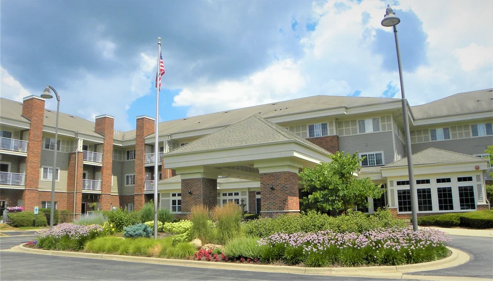 Unit for sale at 801 N McLean Boulevard, Elgin, IL 60123
