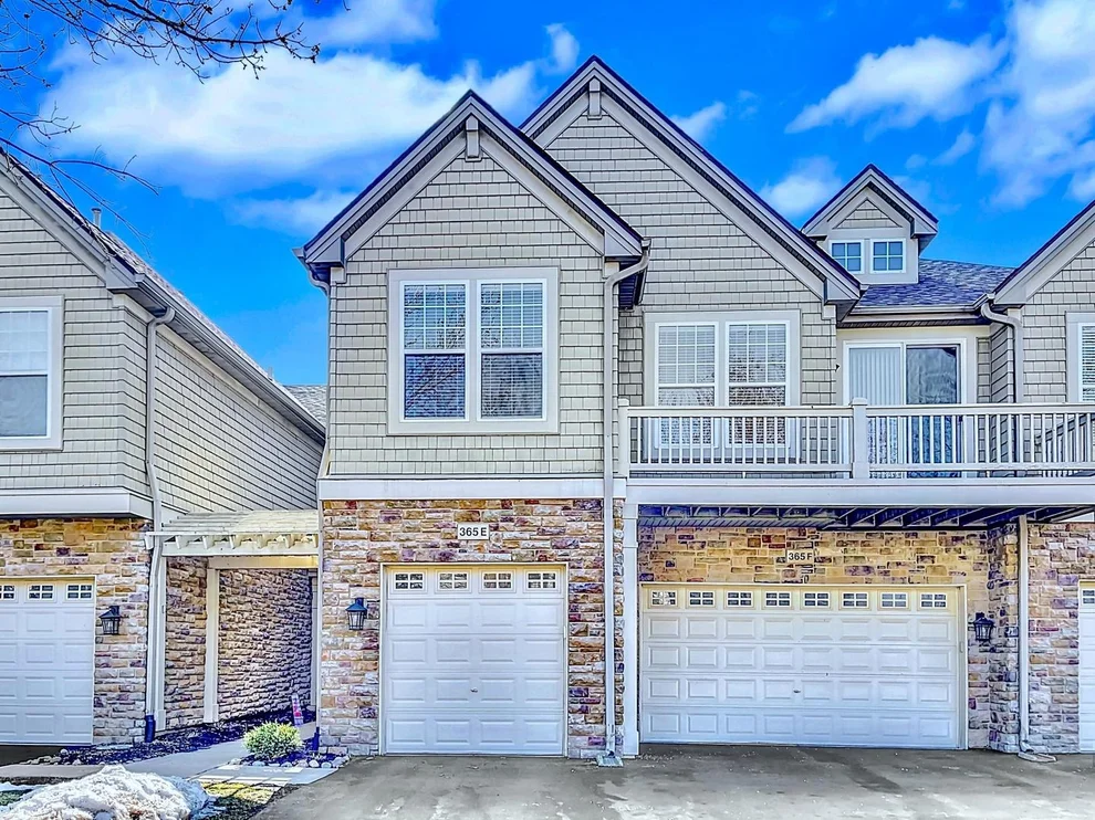 Unit for sale at 365 Lake Avenue, Wauconda, IL 60084