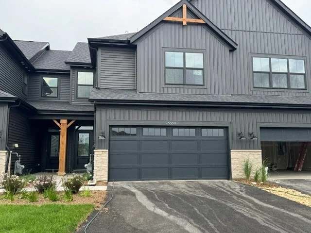 Unit for sale at 25530 W Emory Lane, Plainfield, IL 60544