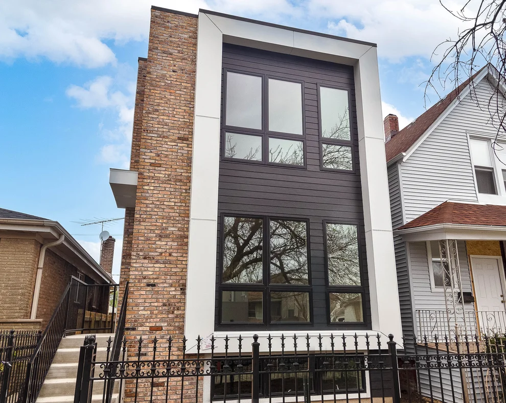Unit for sale at 4938 W Medill Avenue, Chicago, IL 60639