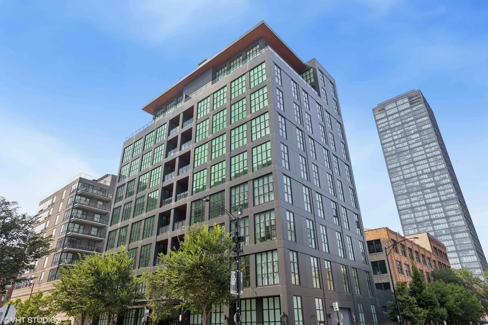 Unit for sale at 900 W Washington Boulevard, Chicago, IL 60607