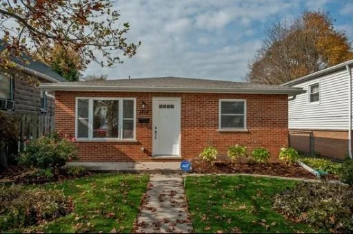 Unit for sale at 1812 Hovland Court, EVANSTON, IL 60201