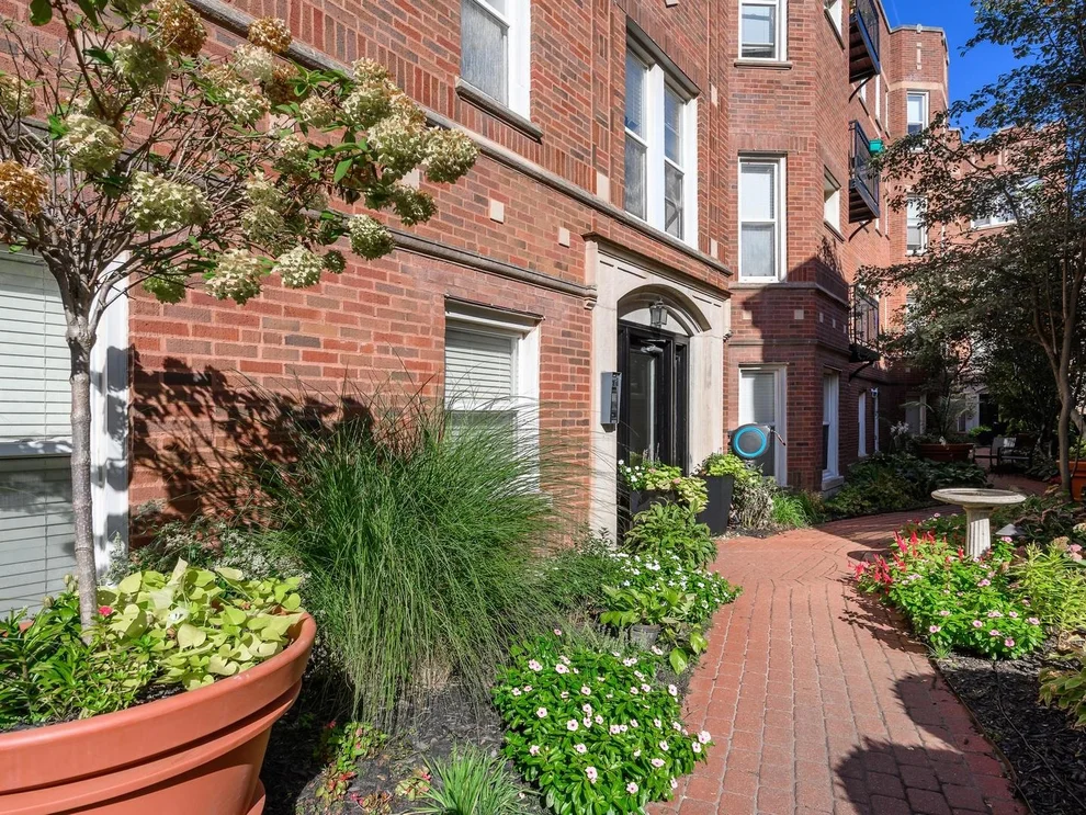 Unit for sale at 4445 N Paulina Street, Chicago, IL 60640