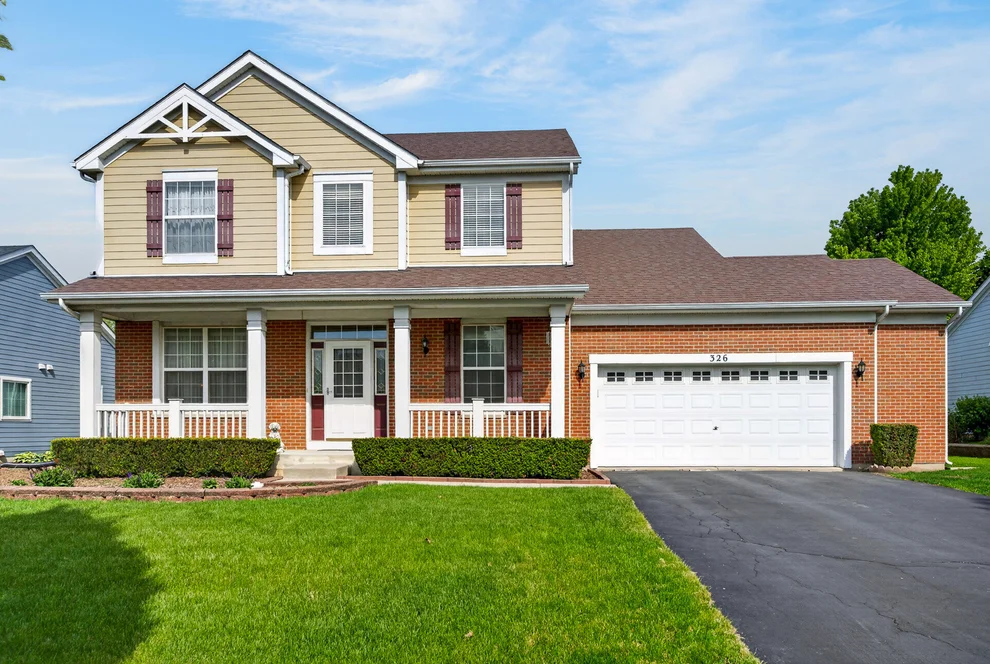 Unit for sale at 326 Copper Springs Lane, Elgin, IL 60124