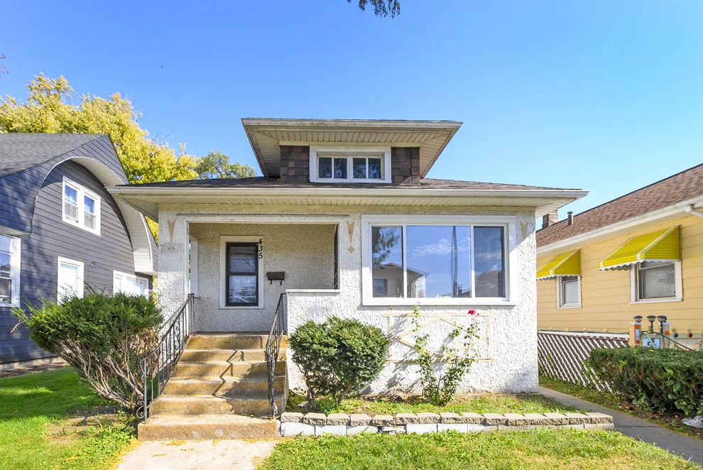 Unit for sale at 435 22nd Avenue, Bellwood, IL 60104